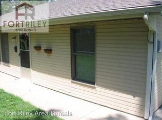 307 W 1st St, Junction City, KS 66441