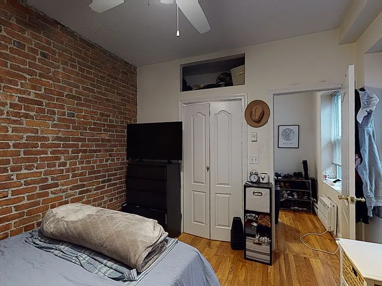 92 Prince St #4 — Photo 6