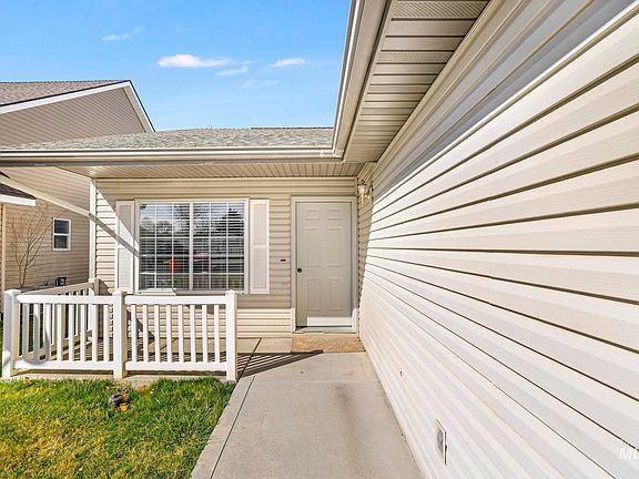 3rd image of 1218 Inca Dr