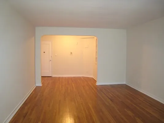 Rented by Metropolitan Equities | media 9