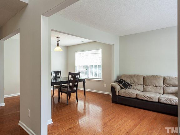 5th image of 5525 Bridgeman Ct