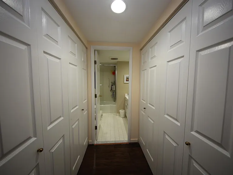 173 Oak St #104 — Photo 8