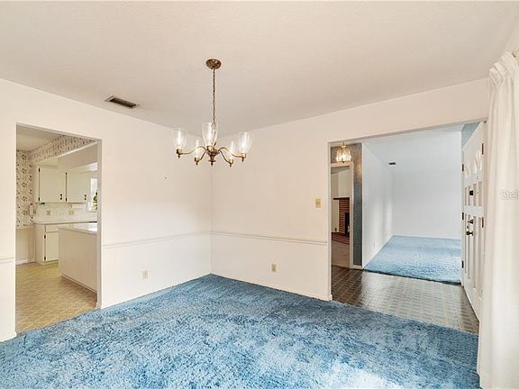 5th image of 2937 De Brocy Way