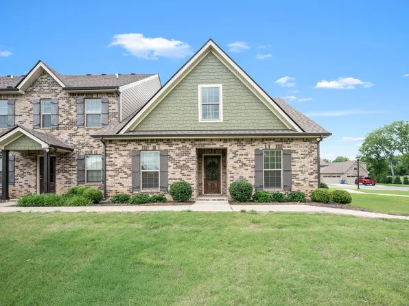 5613 Maples Retreat Dr, Murfreesboro, TN 37127