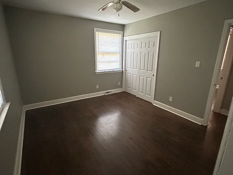 1438 Haviland Cir — Photo 10