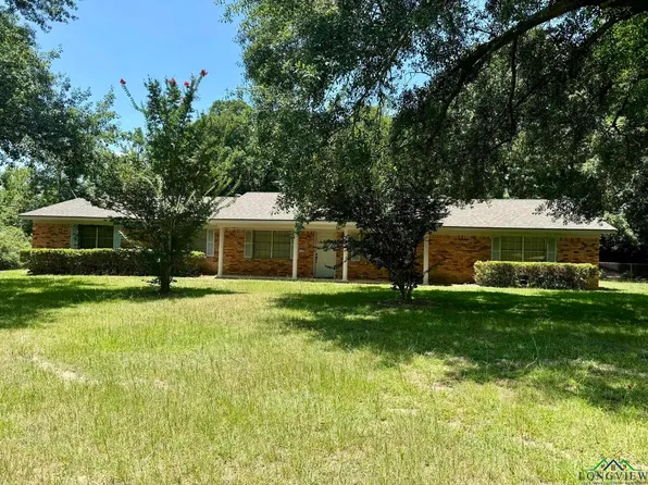 119 Flenniken St, Gladewater, TX 75647