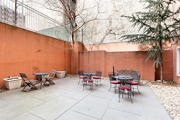 Sold by Compass | media 12
