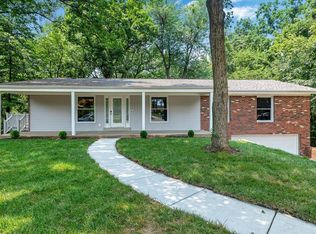 11136 Oak Lake Ct, Saint Louis, MO