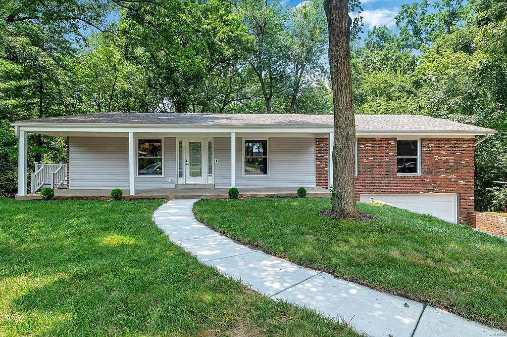 11136 Oak Lake Ct photo 1