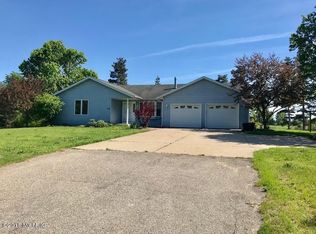 9940 Bingham St, Zeeland, MI 49464