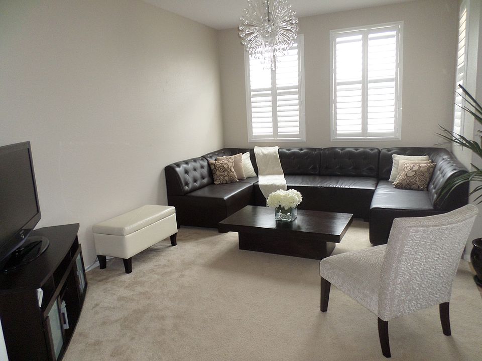 1st image of 704 Portside Pl