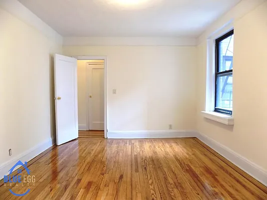 Rented by Blue Egg Realty Corp | media 6