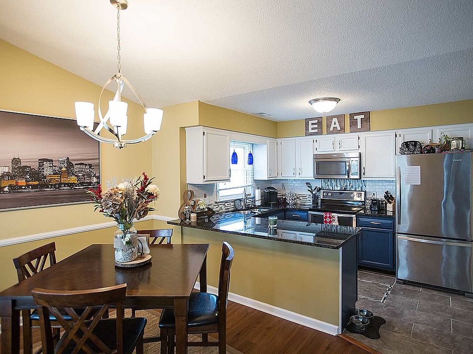 Luxury Condo - must see!!