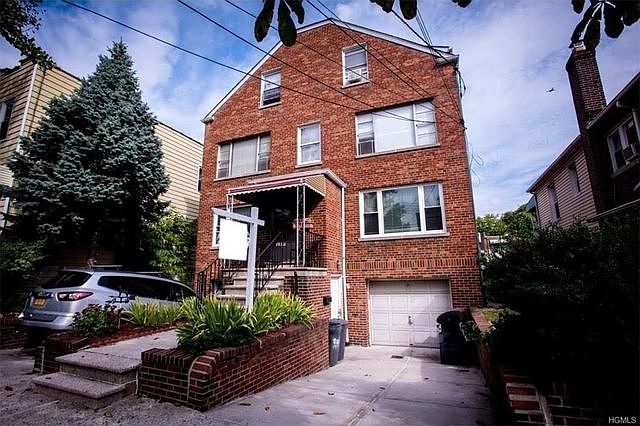 For Sale: 1540 Hollywood Ave, Bronx, NY 10461