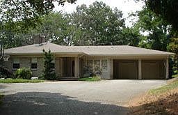1st image of 110 Canterbury Ct