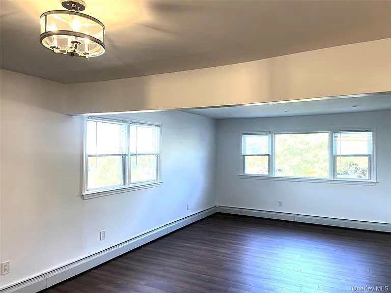 473 Franklin Blvd #MAIN — Photo 3