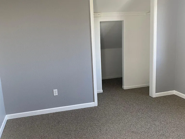 Sierra Shadows Ln — Photo 2