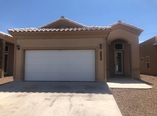 3654 Grand Bahamas Dr, El Paso, TX 79936