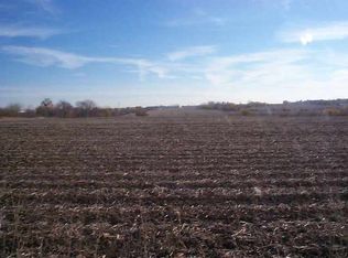 8200 N Radnor Rd, Peoria, IL 61615