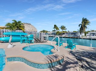 230 11th St, Key Colony Beach, FL 33051