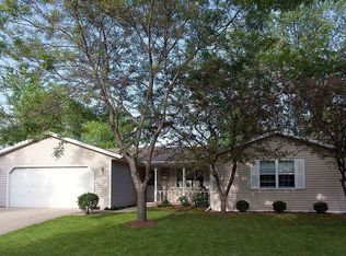 3216 S Blue Spruce Ln, Appleton, WI 54915