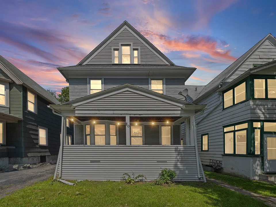 10 Bly St #1