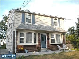 Home for Sale in PENNSAUKEN, NJ $185,000