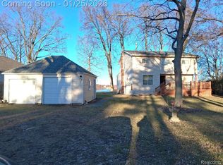 12915 Lake Point Pass, Van Buren Township, MI 48111