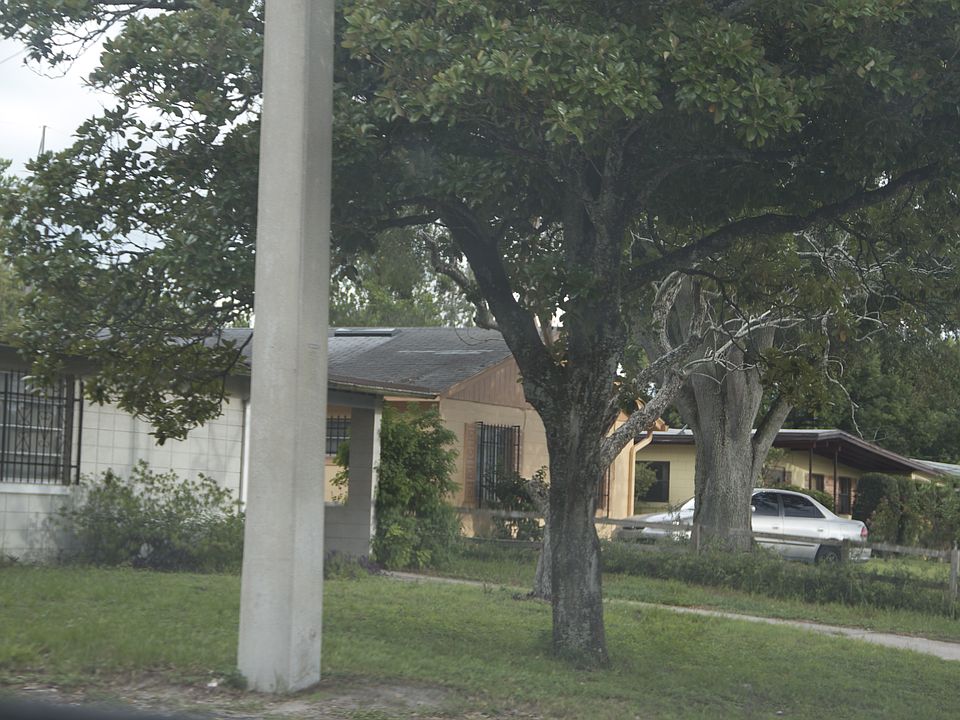 2nd image of 2415 Kingsland Ave