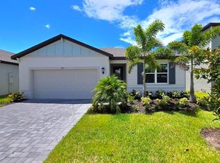 455 Sun Chaser Dr, Nokomis, FL 34275
