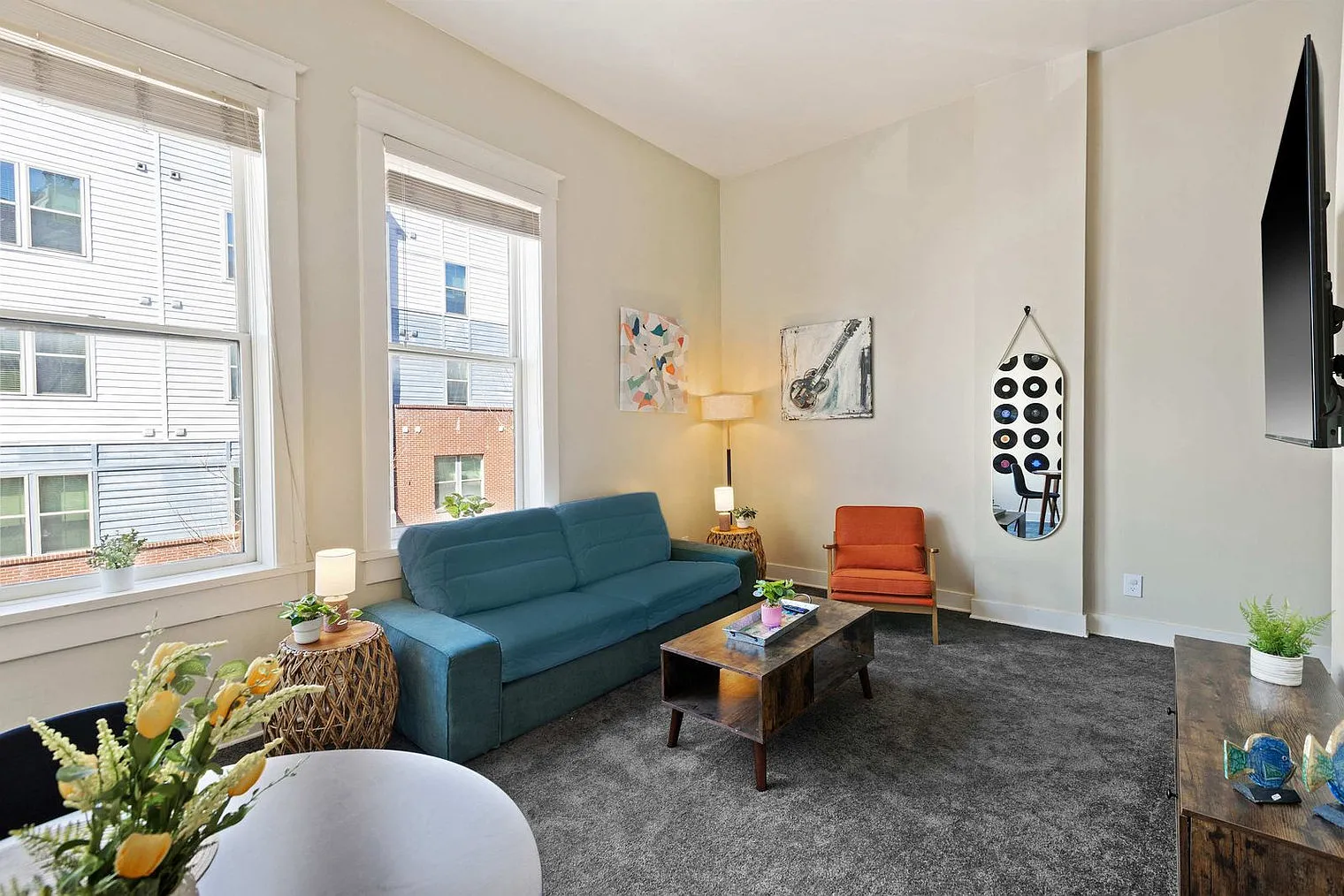 1 bed, 1.0 bath, $1,825 — Photo 2