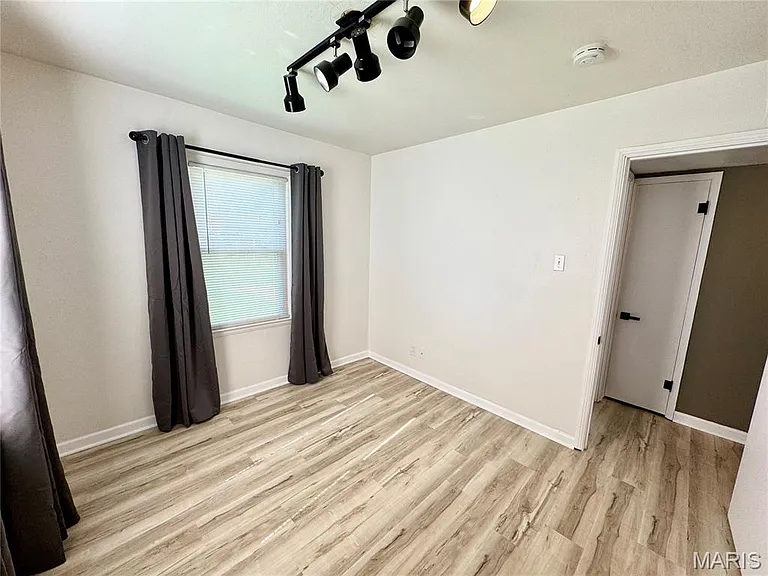 312 Joy Dr — Photo 39