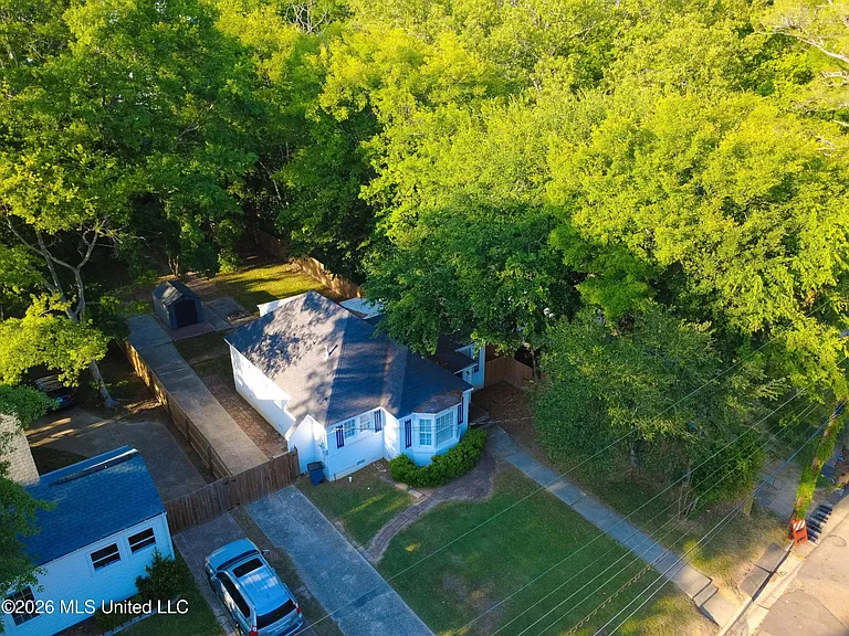 4091 Pine Hill Dr — Photo 3