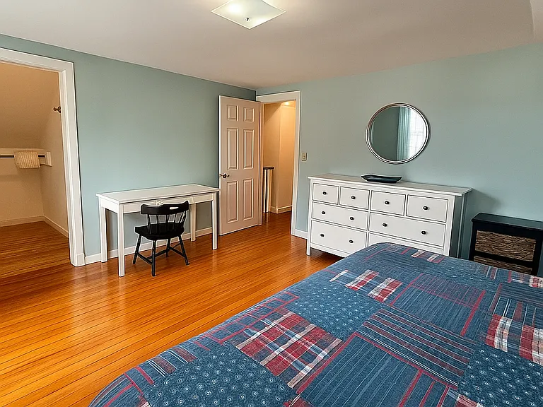 30 Lee Ave — Photo 13