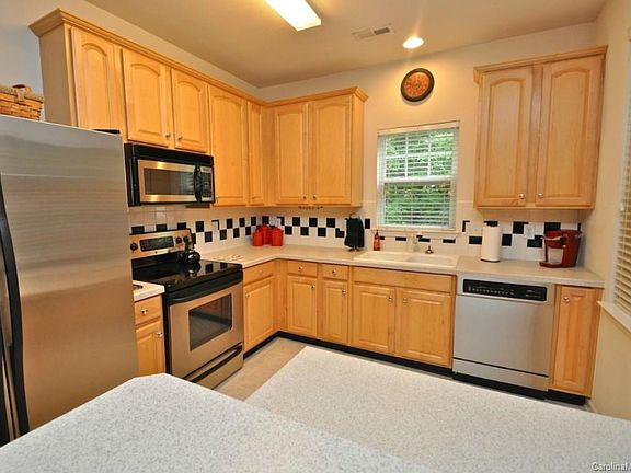 4th image of 17021 Commons Creek Dr #17021