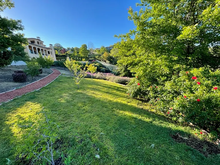 4502 Gresham Dr #A — Photo 38