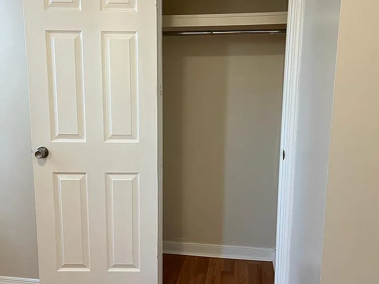 47 Delavan Ave #2 — Photo 6