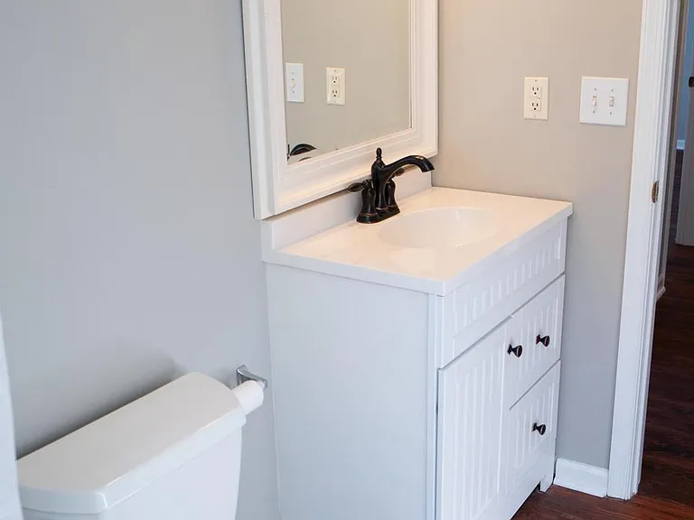 102 Thomas Ln — Photo 30