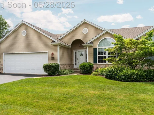 6499 Black Diamond Ln, Lambertville, MI 48144