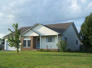385 W Sunflower Ln, Benton, KS 67017