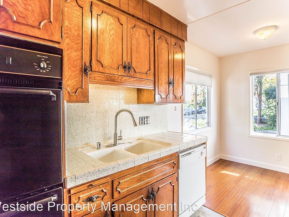 1st image of 644 Westbourne Dr APT 1