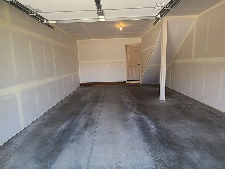 3050 York Street — Photo 11
