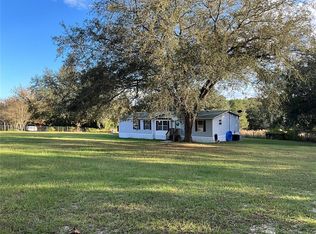 14380 SE Sunset Harbor Rd, Weirsdale, FL 32195