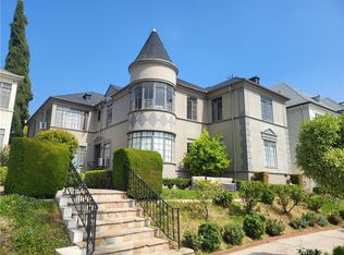 1920 N Alexandria Ave, Los Angeles, CA 90027