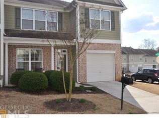 6627 Splashwater Dr, Flowery Branch, GA 30542