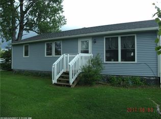 23 Houlton Rd, Fort Fairfield, ME 04742