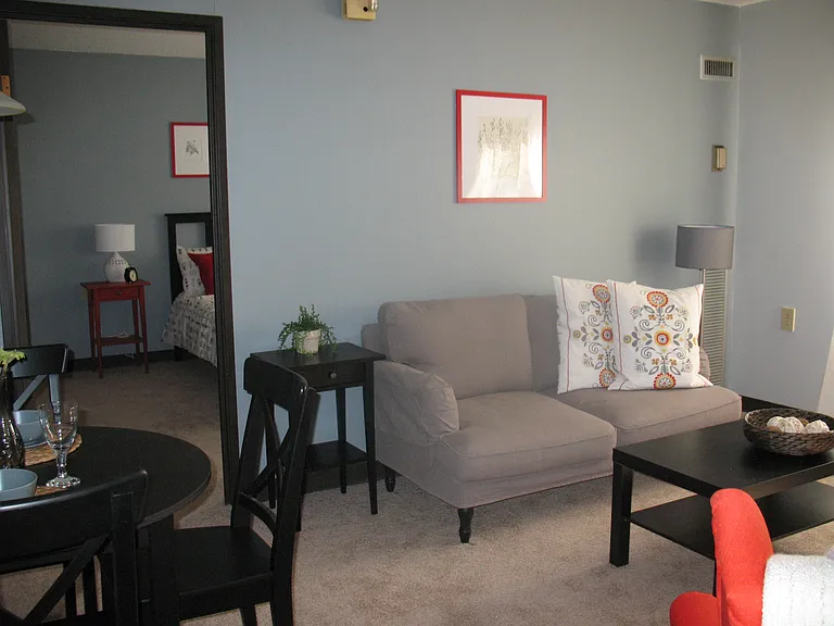 City View in the Square Co-op — Photo 5