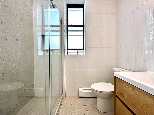 Rented by Nolita Group | media 27