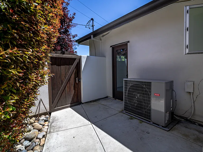 1452 Fallen Leaf Ln — Photo 50