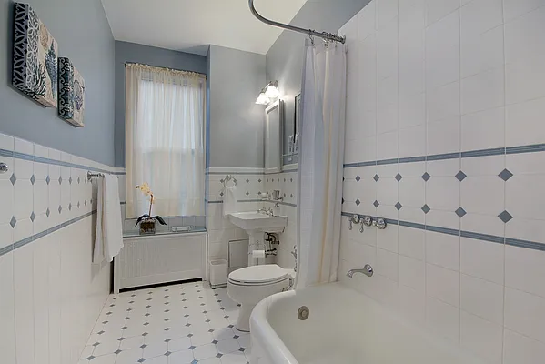 Sold by Corcoran | media 23